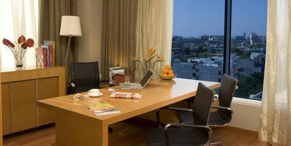 Radisson Blu Suites 구르가온 외부 사진